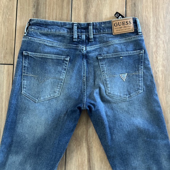 Guess Jeans Men's 32x 30 Light Wash Distressed Straight Leg Denim BeigePatch - Picture 8 of 8